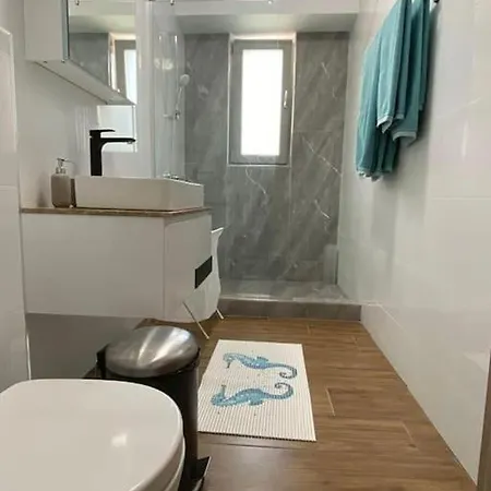 Ilaria Mamaia Nord Apartamento *